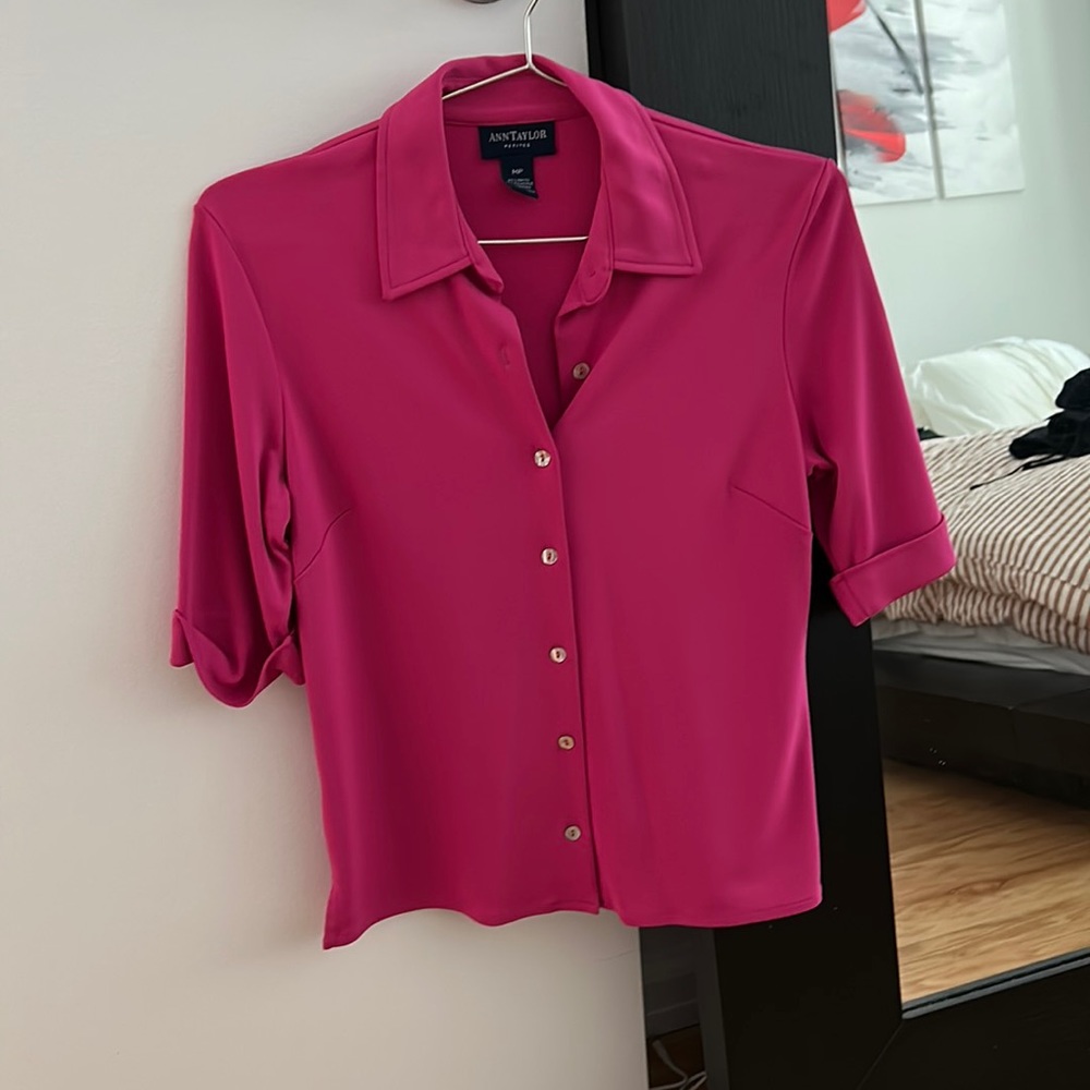 Ann Taylor Petites (size MP) pink blouse. Never worn.